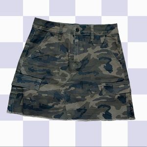 High waisted camo skirt